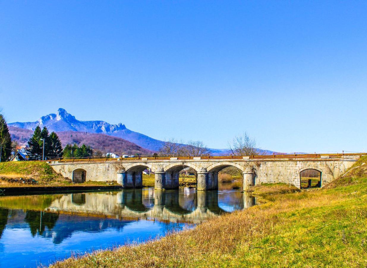 Appartamento Tri Srece Ogulin Esterno foto
