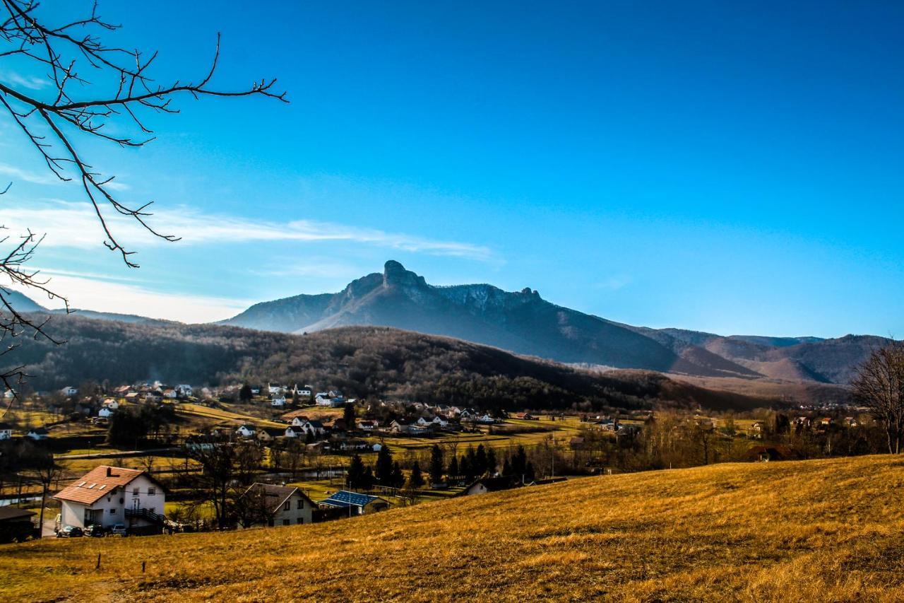 Appartamento Tri Srece Ogulin Esterno foto