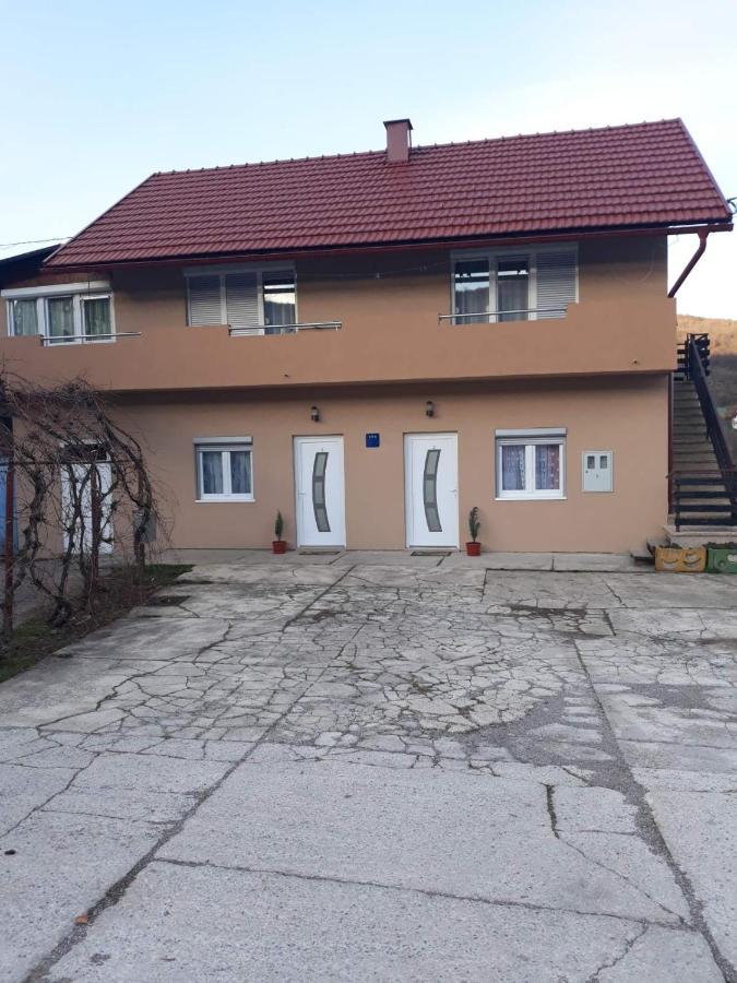 Appartamento Tri Srece Ogulin Esterno foto